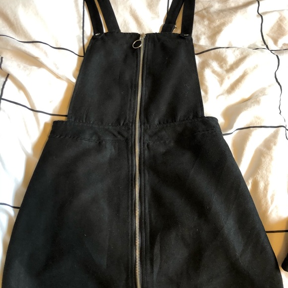 Black Overalls - Picture 4 of 4